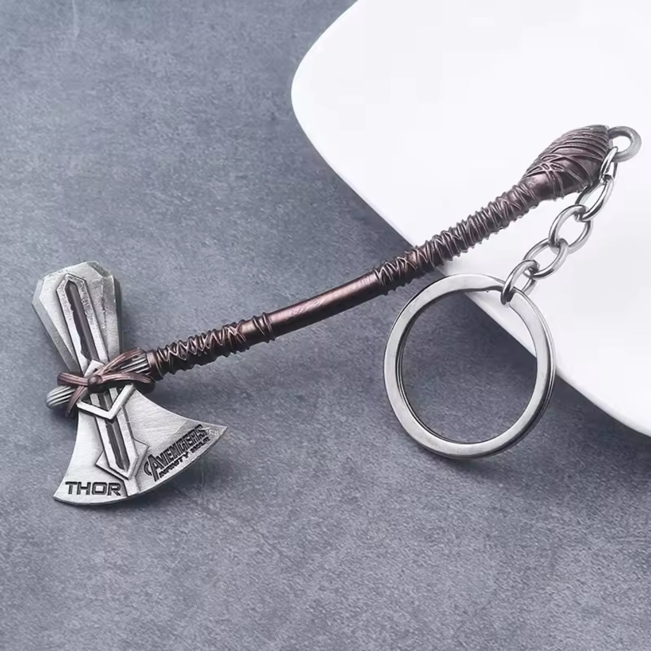 Porte-clé Stormbreaker Thor