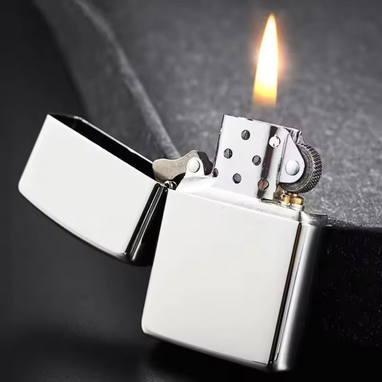 Briquet Ă Essence