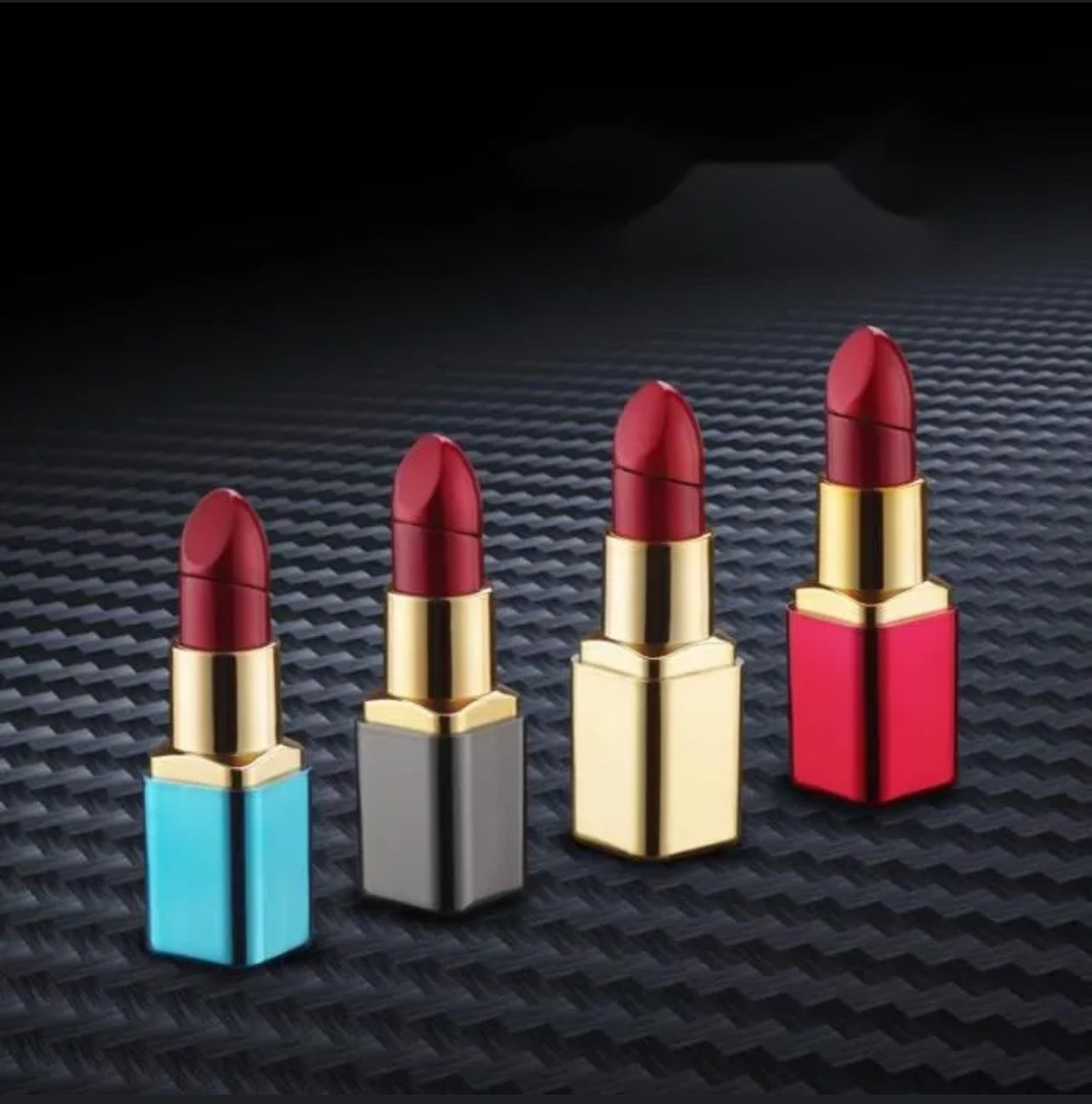 Briquet à Gaz – Forme Rouge à Lèvres