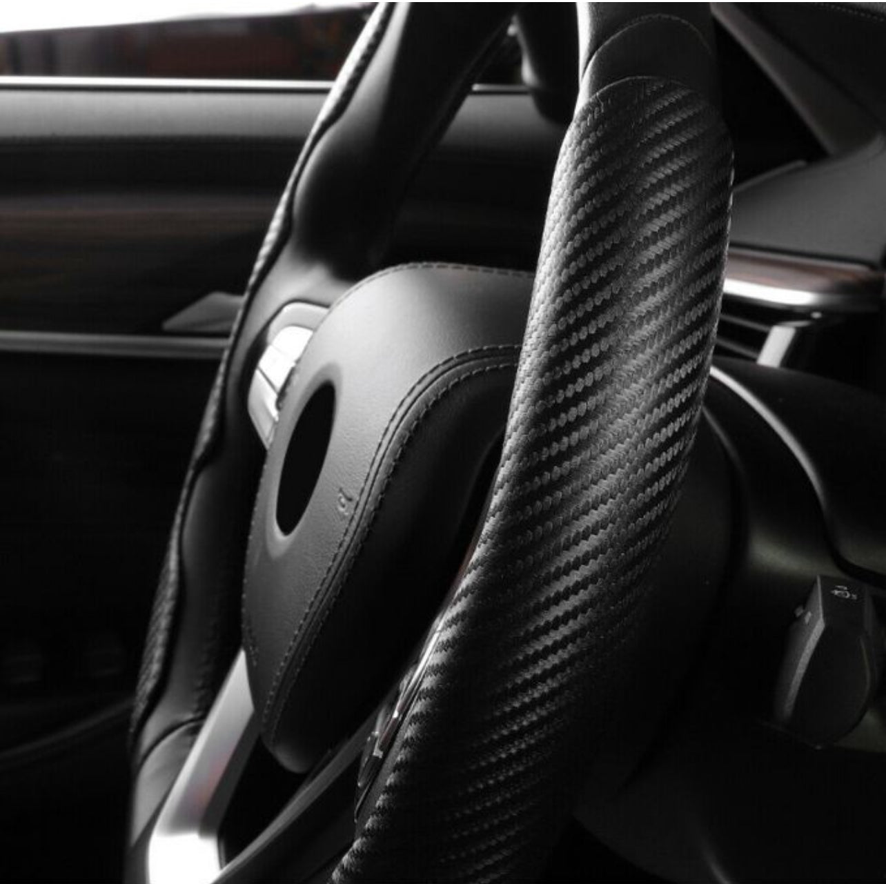 Couvre Volant en Fibre de Carbone Noir Mat