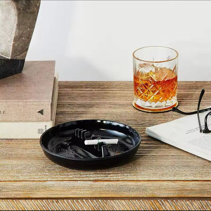 Cendrier rond noir design