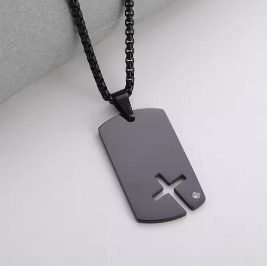 Collier Plaque Croix Acier