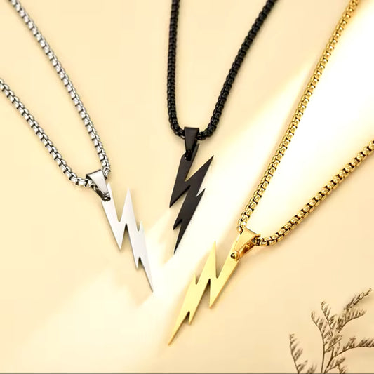 Collier Éclair Acier Stylé