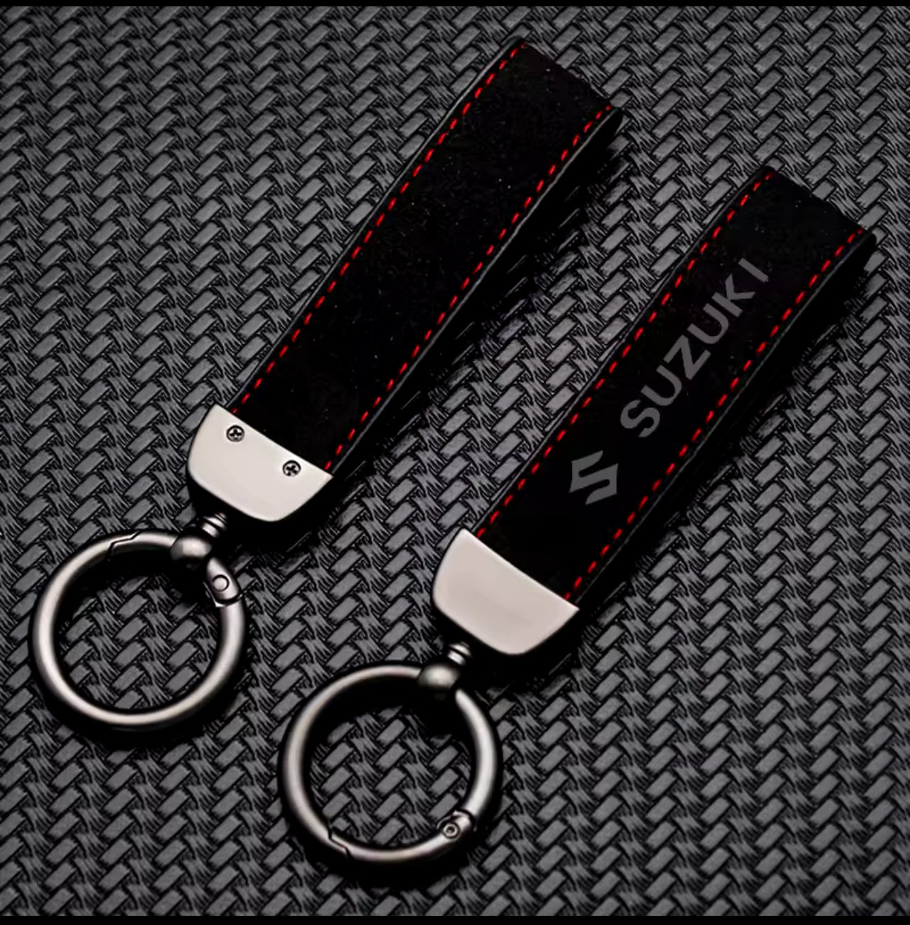 Porte-Clé Suzuki Élégant