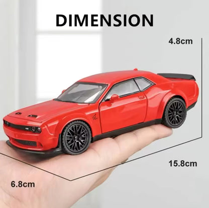 Dodge Challenger SRT Hellcat – 1:32