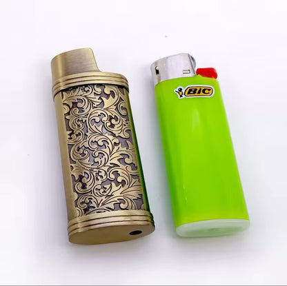 Fourreau Métallique pour Briquet BIC – Design Vintage